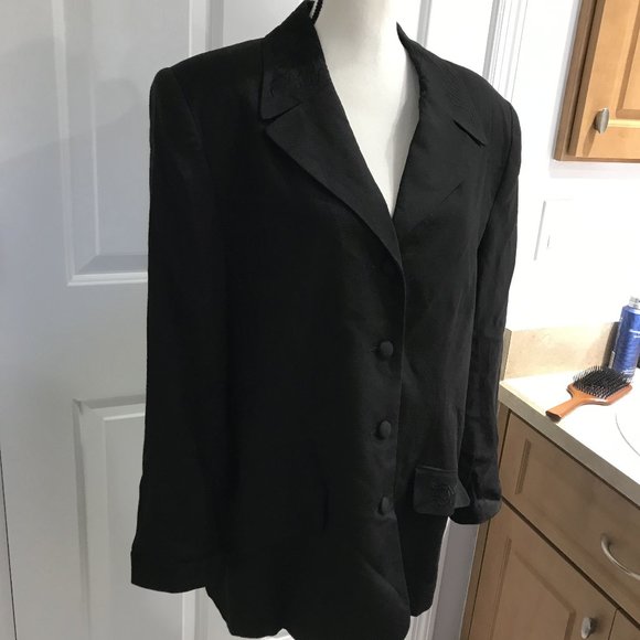 Vintage Black Blazer w/ Flames on Collar & Pockets - Picture 11 of 13